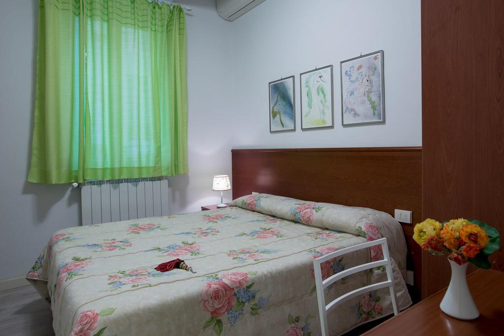 Hotel Internazionale Viareggio Exterior foto