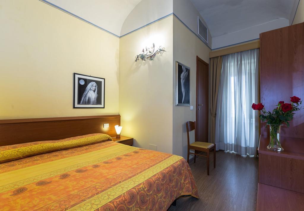 Hotel Internazionale Viareggio Exterior foto